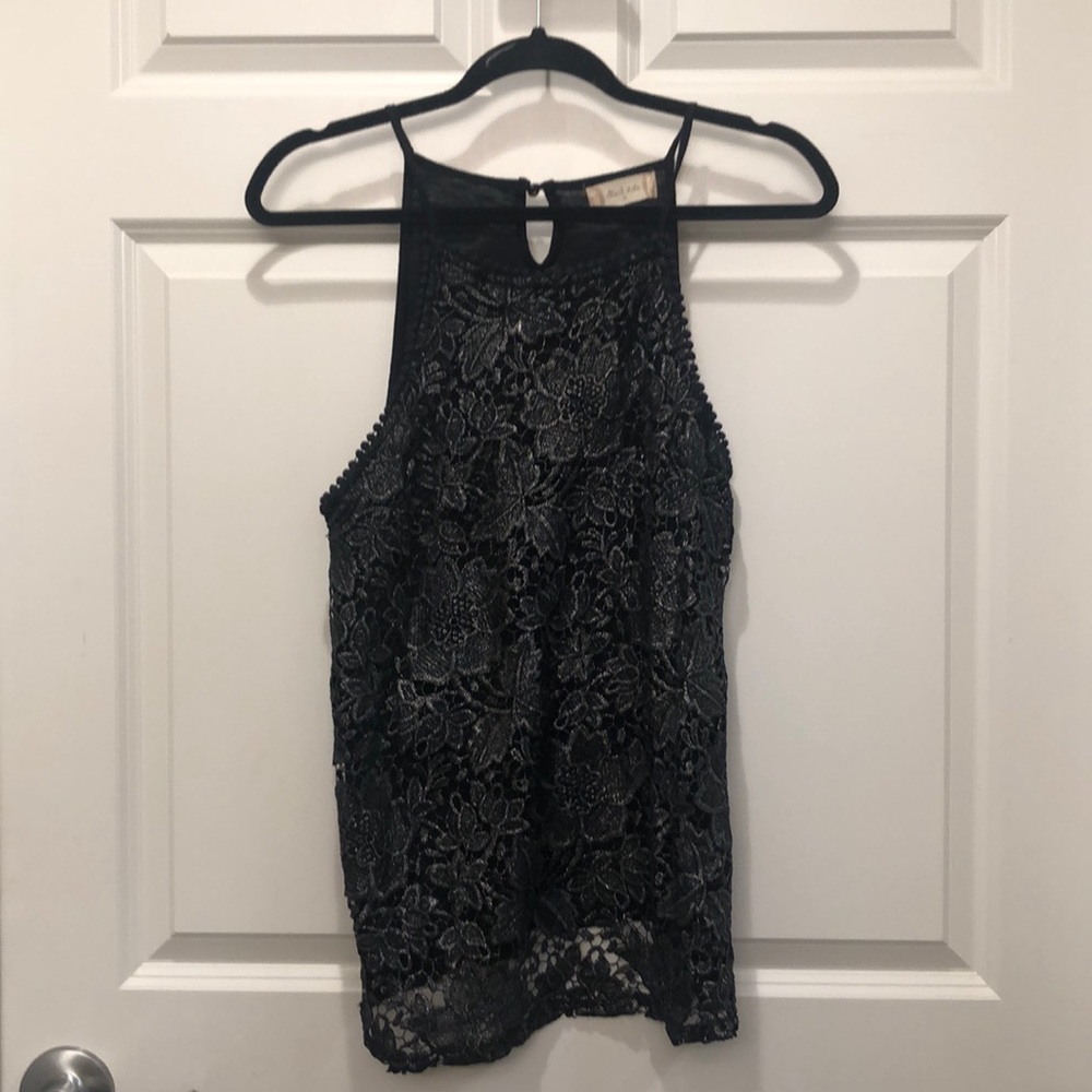 Detailed tank top
